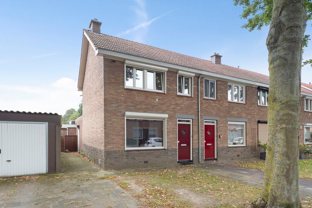 Leliestraat 4